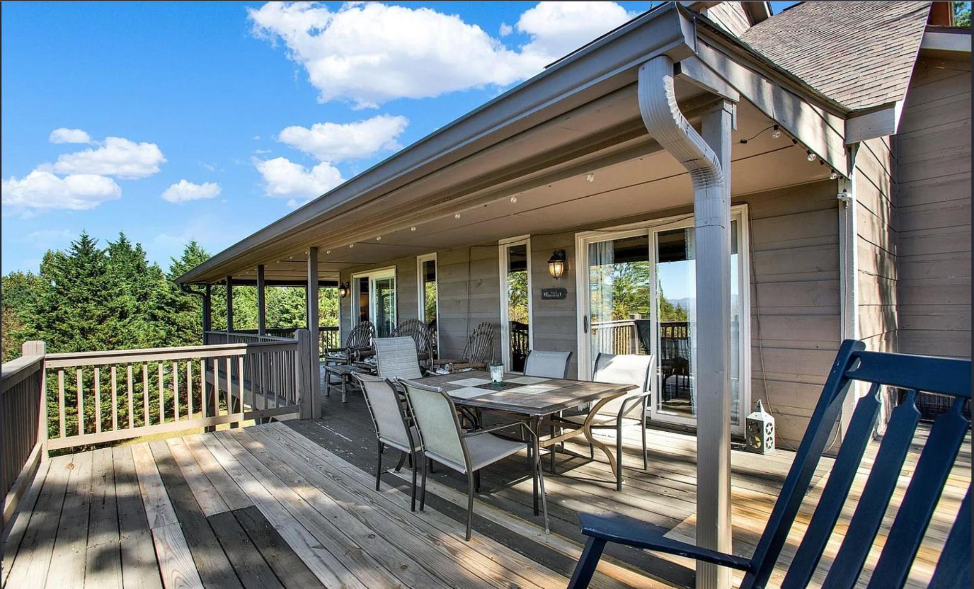 Birds Eye Cabin - Sunset & Starry Retreat Pet Friendly W Private Hottub, Fire Pit And Game Room เอลลิเจย์ ภายนอก รูปภาพ